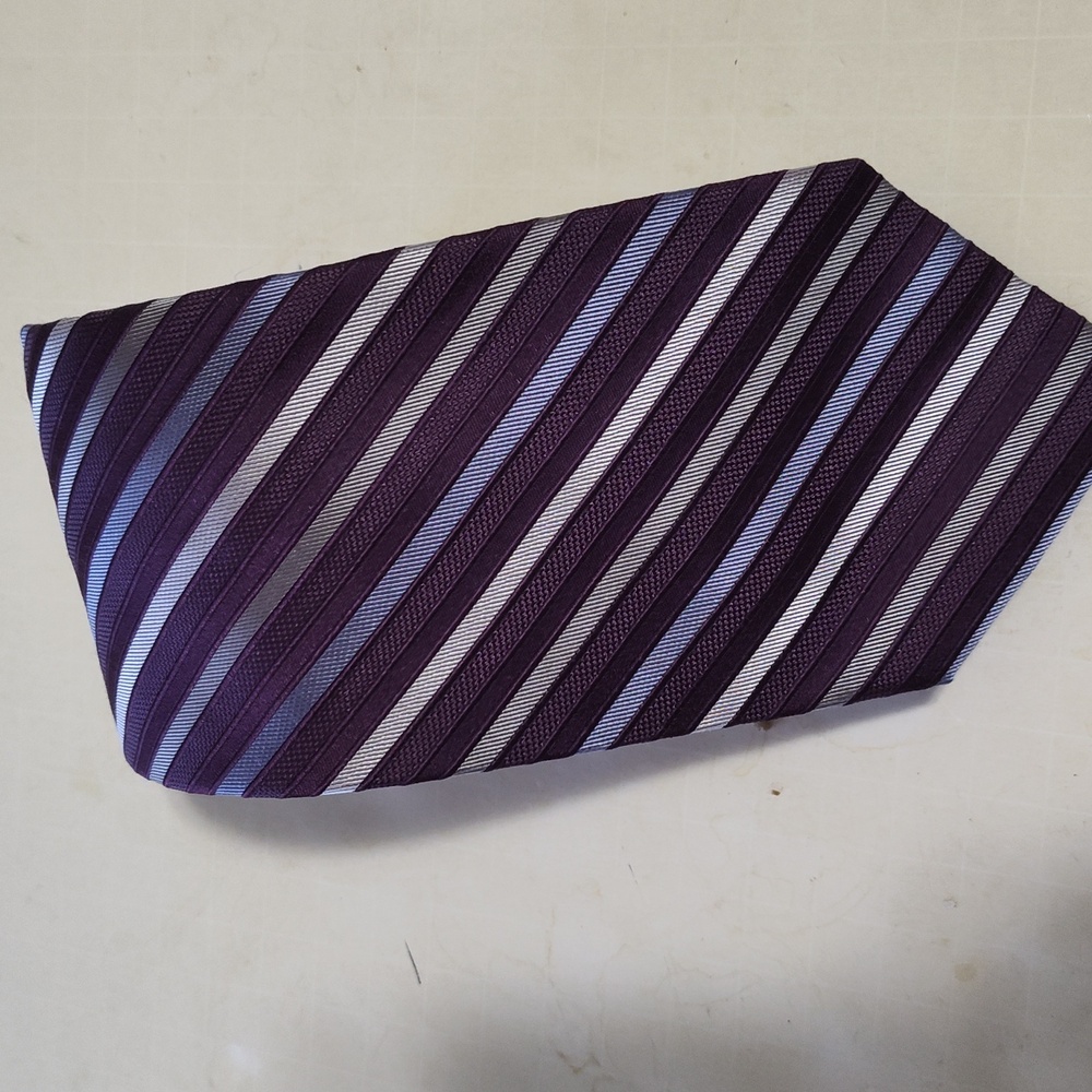 Men's Calvin Klein Purple Diagonal Striped Necktie